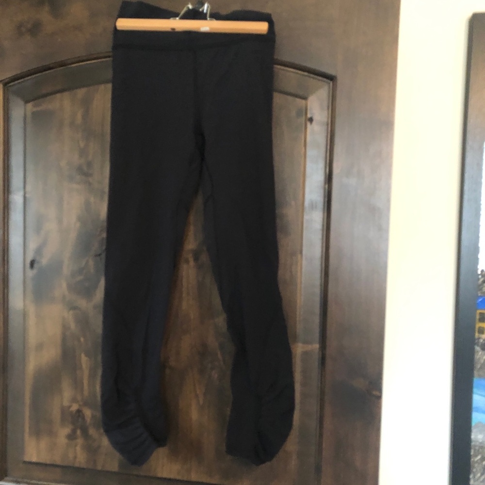 lululemon size 6 leggings